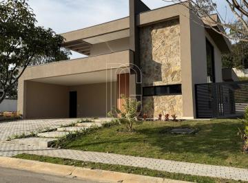 Foto 01 · Casa Térrea de Alto Padrão no Condomínio Arboretum em Vinhedo