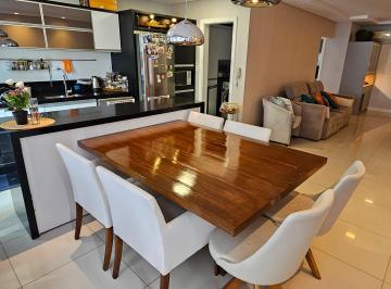 Apartamento de 3 quartos, Balneário Camboriú · 3 Dormitórios no Centro de BC. Mobiliado e Equipado. 2 vagas. Área de lazer