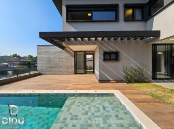 Casa · 364m² · 4 Quartos · 6 Vagas · Casa em condomínio para venda em Alphaville com 4 quartos, sendo 4 suítes, 364m²