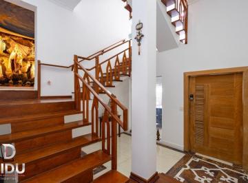 Casa · 800m² · 7 Quartos · 5 Vagas · Casa para venda em Jardim Leonor com 7 quartos, sendo 5 suítes, 800m²