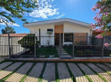 Casa · 328m² · 4 Quartos · 6 Vagas · Casa para venda em Jardim Paulista I com 4 quartos, sendo 1 suíte, 328m²