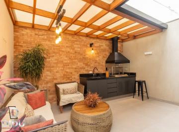 Casa · 140m² · 3 Quartos · 2 Vagas · Casa para venda em Vila Nair com 3 quartos, sendo 1 suíte, 140m²
