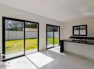 Casa · 104m² · 3 Quartos · 2 Vagas · Casa para venda em Chácaras Maringá com 3 quartos, sendo 1 suíte, 104m²