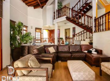 Casa · 345m² · 4 Quartos · 3 Vagas · Casa para venda em City América com 4 quartos, sendo 3 suítes, 345m²