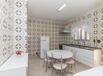 e7600da2-d80c-4ba8-80eb-5a67ebf754c6 · Elegante sobrado para venda em Vila Nossa Senhora do Retiro com 6 quartos, sendo 1 suíte, 190m²