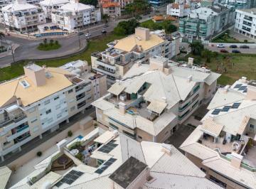026d9062-ac1e-41aa-a6d4-81f4e8834231 · Confortável cobertura para venda em Ingleses do Rio Vermelho com 4 quartos, sendo 2 suítes, 190m²