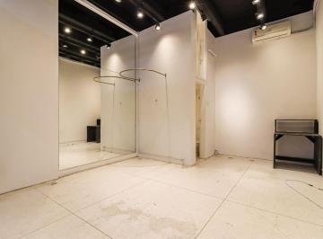 Comercial · 30m² · Loja em galeria na Rua Augusta, 2690 - 12 • 30 m²