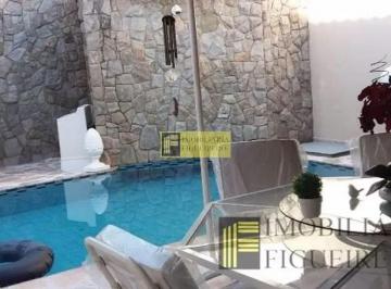 Casa de 4 quartos, São José do Rio Preto · Casa para venda em Higienópolis de 460.00m² com 4 Quartos, 4 Suites e 4 Garagens