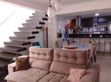 Casa · 140m² · 3 Quartos · 3 Vagas · Sobrado com 3 dormitórios em Osasco