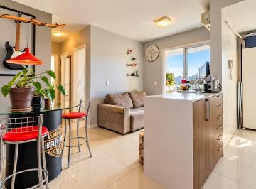 Photo 1 · Apartamento com 2 quartos e 55m² à venda em Teresópolis, Porto Alegre.
