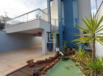 Casa · 344m² · 3 Quartos · Casa à venda - no Jardim Caçula