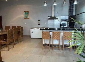 Casa · 190m² · 3 Quartos · 2 Vagas · Casa para venda em Parque Franville de 190.00m² com 3 Quartos, 1 Suite e 2 Garagens