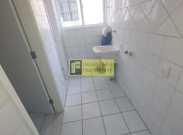 Apartamento en Aluguel de 3 quartos Centro · Apartamento para alugar em Centro de 126.00m² com 3 Quartos, 1 Suite e 2 Garagens