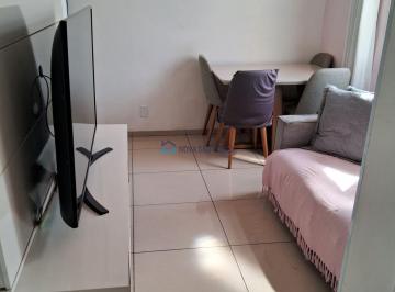 Apartamento · 42m² · 2 Quartos · 1 Vaga · Apartamento com 02 quartos na região da Vila Moinho Velho.