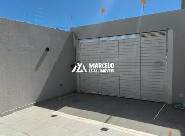 Casa de 3 quartos, Vitória da Conquista · Casa para venda em Felícia de 130.00m² com 3 Quartos, 1 Suite e 2 Garagens