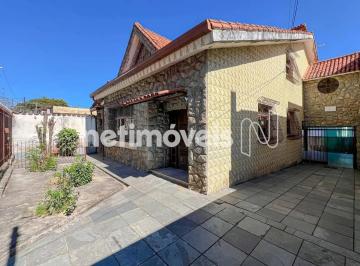 Fachada · Casa de 4 quartos à venda na Cidade Nova.