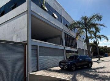 Comercial · 780m² · 20 Vagas · Prédio Comercial para Alugar em Carapicuíba com 780 m²