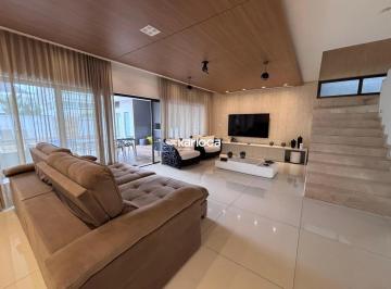 Casa · 350m² · 3 Quartos · 4 Vagas · CASA À VENDA COM 350m2 E 4 VAGAS NO CONDOMÍNIO PARC DES PALMIERS R 3.500.000,00