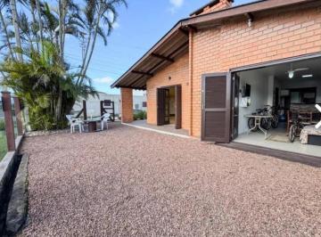 Casa · 80m² · 2 Quartos · 1 Vaga · 🏡 Seu refúgio na praia espera por você em Rainha do Mar – Xangri-Lá! 🌊✨