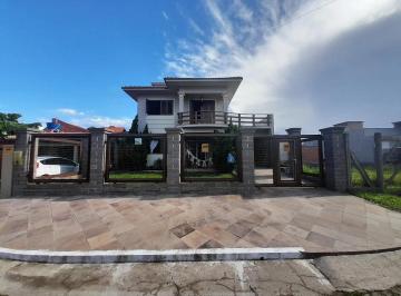 Casa · 188m² · 4 Quartos · 2 Vagas · Sobrado à venda em Mariluz