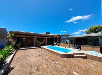 Casa · 170m² · 4 Quartos · 🏡 Excelente Imóvel à Venda em Imbé!