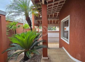 Casa · 202m² · 3 Quartos · 2 Vagas · Casa à venda 202m² na Zona Sul de Sorocaba.