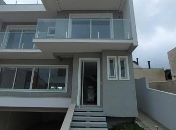 Casa · 337m² · 3 Quartos · 4 Vagas · Casa de Condomínio com 3 Quartos, 3 Suítes, 337.05M², à Venda por R$ 2.800.000,00 - Campo Comprido,