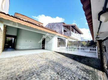 Casa · 188m² · 3 Quartos · 3 Vagas · Casa no bairro Casablanca em Peruíbe