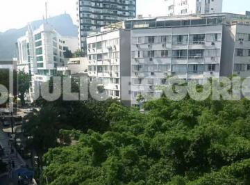 Apartamento · 59m² · 2 Quartos · 1 Vaga · Leblon - Reformado - 2 quartos - 1 vaga de garagem