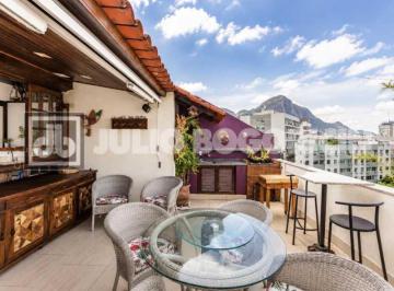 Apartamento · 222m² · 3 Quartos · 1 Vaga · Av. Visconde de Albuquerque 222 metros fundos vista agradável e silenciosa.