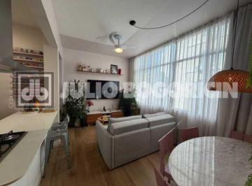 Apartamento · 67m² · 2 Quartos · 1 Vaga · Apartamento : / Residencial / Gávea