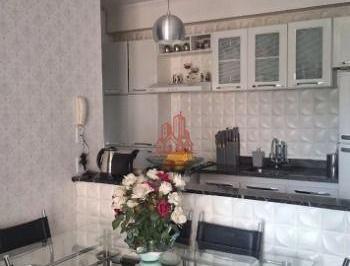 Apartamento · 46m² · 2 Quartos · 1 Vaga · Apartamento com 2 Quartos e Varanda à Venda