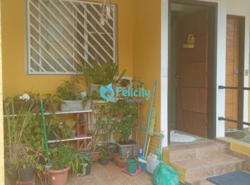 Casa · 60m² · 2 Quartos · 1 Vaga · Sobrado em Condomínio 60m² à Venda com 2 Dormitórios e 1 Vaga