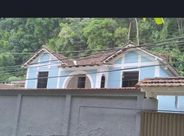Casa de 3 quartos, Petrópolis · Vendo imóvel em bairro nobre de Petrópolis!