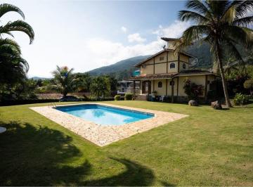 Casa · 197m² · 4 Vagas · Casa com Piscina à Venda em Ilhabela