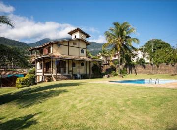 Casa · 197m² · 2 Quartos · 4 Vagas · Casa Charmosa no Bexiga - Flexibilidade na Venda