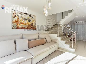 Casa · 152m² · 3 Quartos · 2 Vagas · Sobrado Triplex com 3 quartos em condomínio no Jardim das Américas!