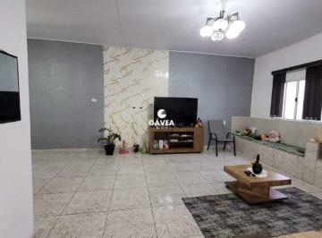 sala ampla · Casa à venda no Centro em São Vicente.