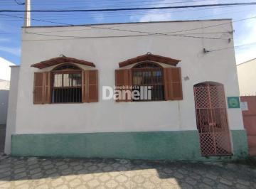 Casa · 250m² · 2 Quartos · 3 Vagas · OPORTUNIDADE RESIDENCIAL/COMERCIAL!