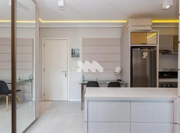 Apartamento · 40m² · 1 Quarto · 1 Vaga · Studio mobiliado à venda no Alto da Rua XV. Seu investimento certo.