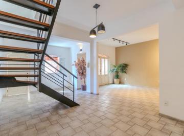 bd30a098-9269-4e48-9a25-70039fa83269 · Casa para venda em Brooklin Paulista com 3 quartos, sendo 2 suítes, 260m²