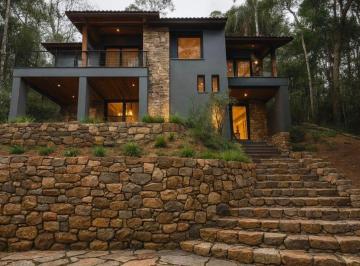 Casa · 400m² · 5 Quartos · 5 Vagas · Oportunidade de construir a casa dos sonhos