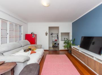 b87adf0a-7759-4a5c-b34a-e0534d0fe67c · Imperdível casa para venda em Vila Elvira com 4 quartos, sendo 2 suítes, 160m²