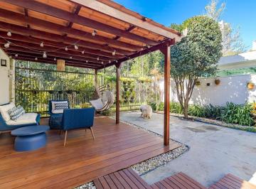 Casa · 197m² · 5 Quartos · 2 Vagas · Casa em condomínio no Ecoville | 5 quartos | Lazer completo