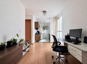 SALA · Apartamento Semi-Mobiliado com 2 Quartos em Condomínio Clube no São Pedro