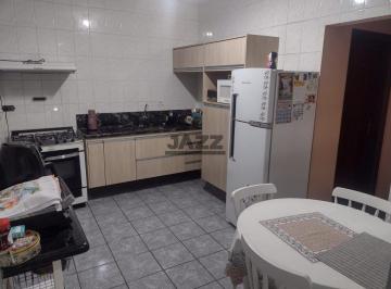 Casa · 160m² · 4 Quartos · 3 Vagas · Casa com Edícula no Jardim Motorama | 3 Dormitórios | 300m² de Terreno