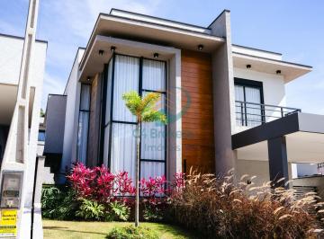 Casa · 259m² · 4 Quartos · 4 Vagas · Casa de Condomínio em Rio Abaixo - Atibaia, SP