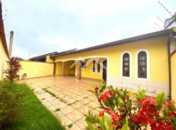 Casa · 269m² · 3 Quartos · 4 Vagas · Casa em Peruíbe