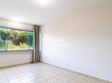 Apartamento · 32m² · 1 Quarto · SCLN 413 - Kitnet dividida - Asa Norte, Brasília