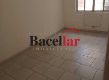 Apartamento · 73m² · 2 Quartos · Apartamento : / Residencial / Riachuelo
